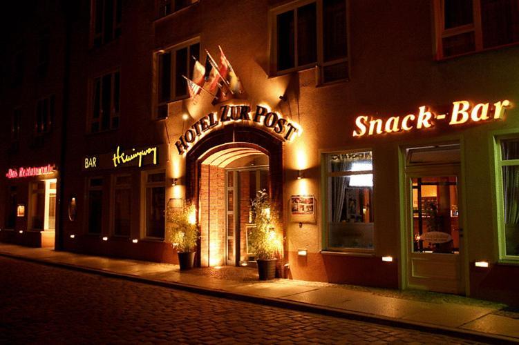 Altstadt Hotel Zur Post Stralsund Exterior photo
