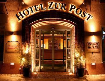 Altstadt Hotel Zur Post Stralsund Exterior photo